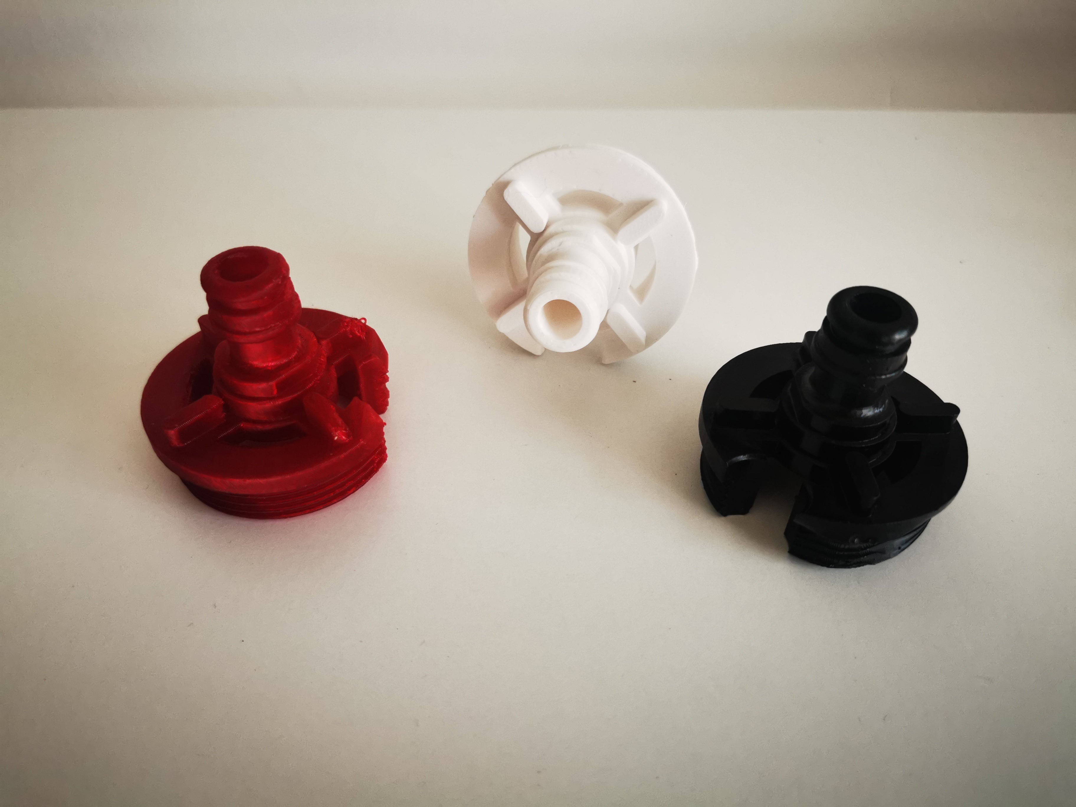 Bouchon de Nable "EAU" : Remplissage facile et durable - Le Nettoyeur Bateau